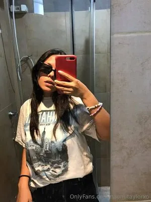 Naomitaylorxo OnlyFans Leaked Free Thumbnail Picture - #a2GhbV6puf