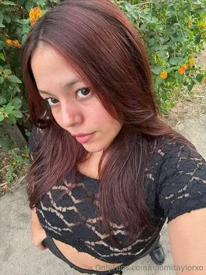 Naomitaylorxo OnlyFans Leaked Free Thumbnail Picture - #xrnFY2HHC4