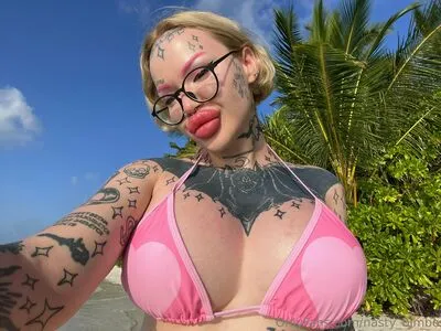 Nasty Bimbo OnlyFans Leaked Free Thumbnail Picture - #K5hUmyqOij