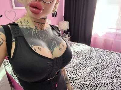 Nasty Bimbo OnlyFans Leaked Free Thumbnail Picture - #nmIpFtLAUl