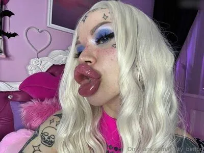 Nasty Bimbo OnlyFans Leaked Free Thumbnail Picture - #s7BTRbRJEv