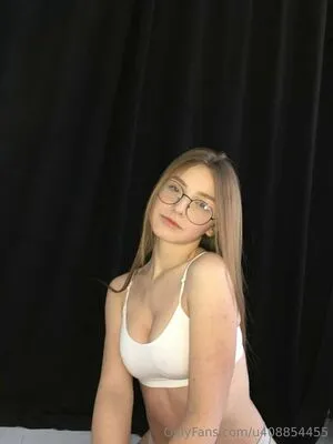 Nastya OnlyFans Leaked Free Thumbnail Picture - #PqsWbA4Kms