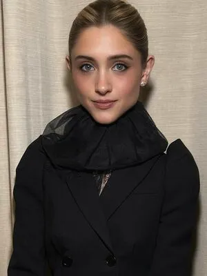 Natalia Dyer OnlyFans Leaked Free Thumbnail Picture - #QFyyXmre0W