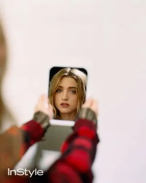Natalia Dyer OnlyFans Leaked Free Thumbnail Picture - #d3zcm7XxXL