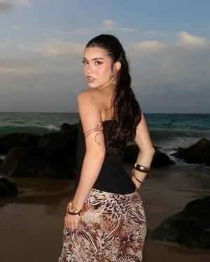 Natalia Estrada OnlyFans Leaked Free Thumbnail Picture - #LvXLiv003N