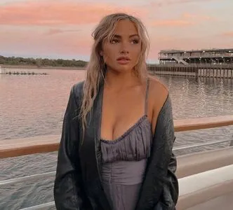 Natalie Alyn Lind OnlyFans Leaked Free Thumbnail Picture - #2greHB71TY