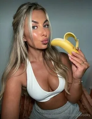 Natalie Brooks OnlyFans Leaked Free Thumbnail Picture - #ALPyyhk12A