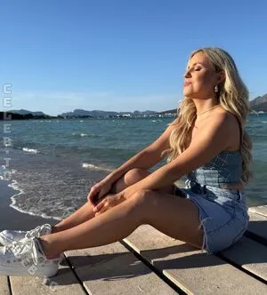 Natalie Holzner OnlyFans Leaked Free Thumbnail Picture - #eBGfH00kWD