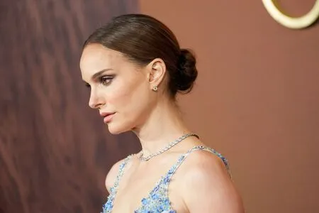 Natalie Portman OnlyFans Leaked Free Thumbnail Picture - #0NOUcg3ytV