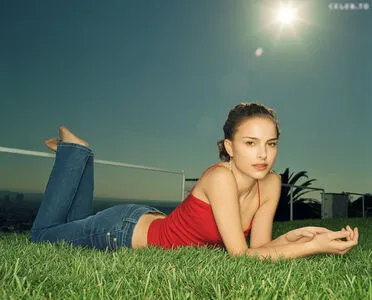 Natalie Portman OnlyFans Leaked Free Thumbnail Picture - #FA1SdwrA91