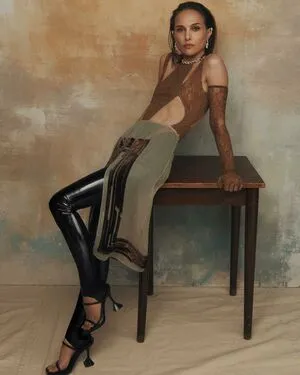 Natalie Portman OnlyFans Leaked Free Thumbnail Picture - #zxeaUS9ycA