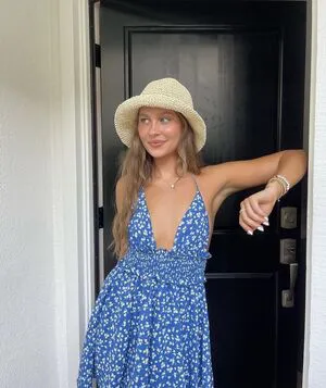 Natasha Bure OnlyFans Leaked Free Thumbnail Picture - #D2E5EHRu5X