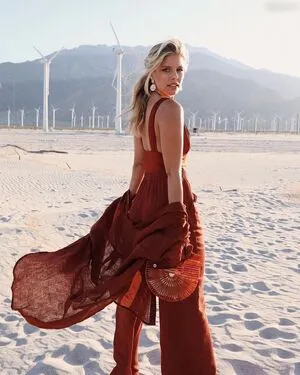 Natasha Oakley OnlyFans Leaked Free Thumbnail Picture - #3jT87EOUJV