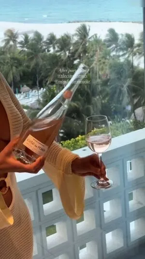 Natasha Oakley OnlyFans Leaked Free Thumbnail Picture - #Y0S9PHtFb1