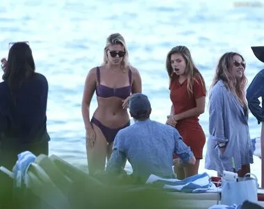 Natasha Oakley OnlyFans Leaked Free Thumbnail Picture - #b1m2fAzxNw