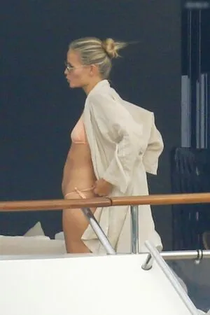 Natasha Poly OnlyFans Leaked Free Thumbnail Picture - #xggdBBhrne