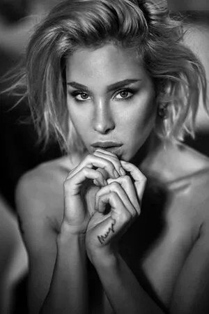 Nathalie Crivelli OnlyFans Leaked Free Thumbnail Picture - #4UJCNlAFKr