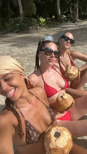 Nathalie Emmanuel OnlyFans Leaked Free Thumbnail Picture - #H5smyus8ns
