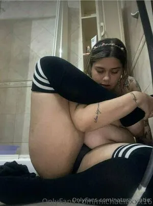 Natural Katie OnlyFans Leaked Free Thumbnail Picture - #LTK4UdUA6s