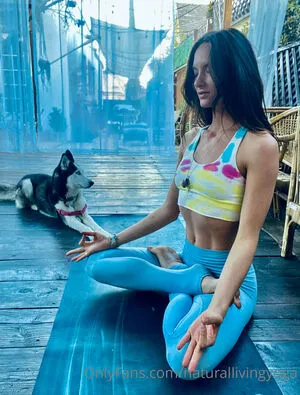 Naturallivingyoga OnlyFans Leaked Free Thumbnail Picture - #Ik4N4M7USZ