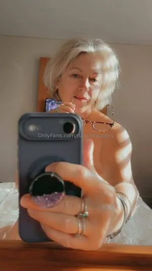 Naturistpoppy OnlyFans Leaked Free Thumbnail Picture - #X1dhkFp8n1