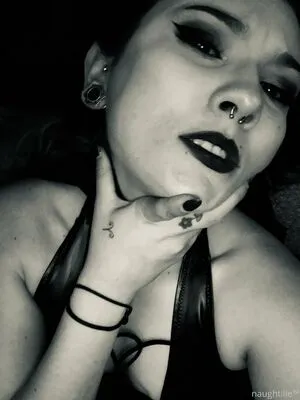 Naughtilie OnlyFans Leaked Free Thumbnail Picture - #sT6Jhv3v3L