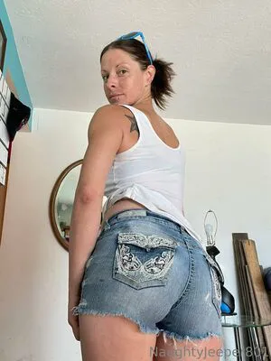 Naughtyjeeper801f OnlyFans Leaked Free Thumbnail Picture - #lQR3CwDpeH