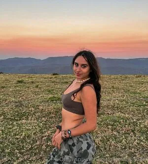 Naughtynadia888 OnlyFans Leaked Free Thumbnail Picture - #AgsiMyOS4H