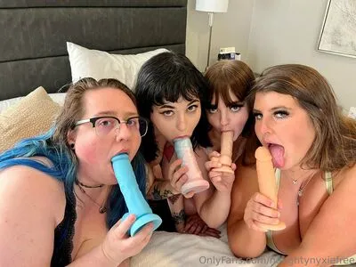Naughtynyxiefree OnlyFans Leaked Free Thumbnail Picture - #LMO3GiQ7Lk