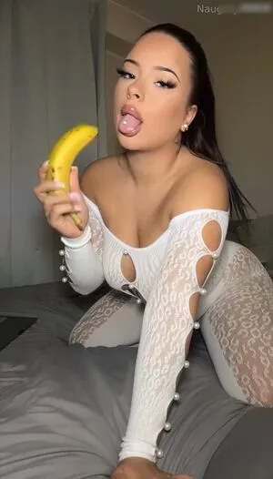 Naughtyoliwia OnlyFans Leaked Free Thumbnail Picture - #iQwBJ9O2T4