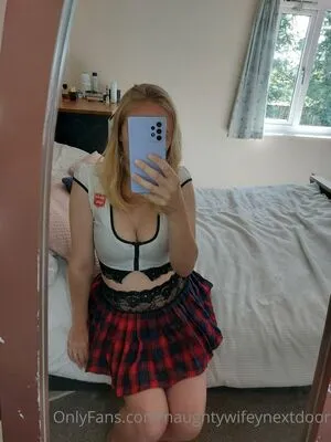 Naughtywifeynextdoor OnlyFans Leaked Free Thumbnail Picture - #LoR8mbD9ma