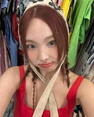 Nayeon OnlyFans Leaked Free Thumbnail Picture - #Ocg01a75tq