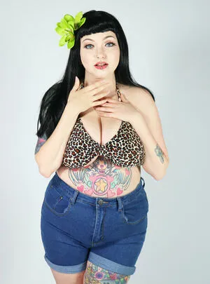 Nayrusuicide OnlyFans Leaked Free Thumbnail Picture - #K2E3y0CJpM