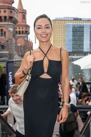 Nazan Eckes OnlyFans Leaked Free Thumbnail Picture - #UayCDUg4kj