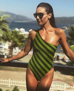 Nazan Eckes OnlyFans Leaked Free Thumbnail Picture - #pJerzevx2y