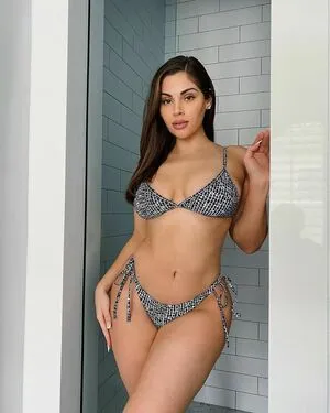Nazanin Kavari OnlyFans Leaked Free Thumbnail Picture - #1ulJMd8Qic