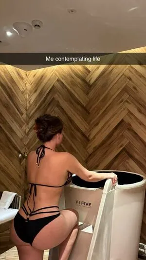 Nazanin Kavari OnlyFans Leaked Free Thumbnail Picture - #ZtYFFEWki5