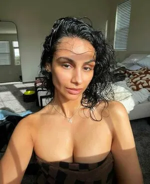 Nazanin Mandin OnlyFans Leaked Free Thumbnail Picture - #NGNLll02SU