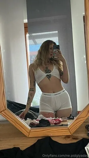 Ne Pidglyaday OnlyFans Leaked Free Thumbnail Picture - #isUAgxap83