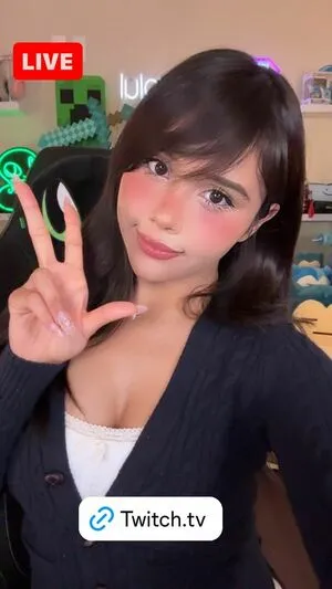 Neekolul OnlyFans Leaked Free Thumbnail Picture - #CXsAHAEatz