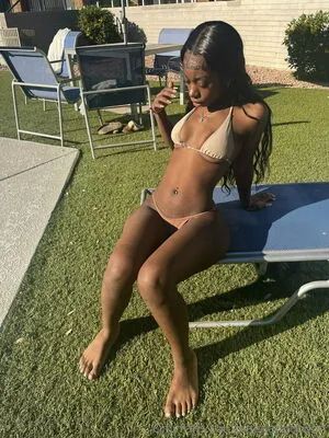 Neenahbrownn OnlyFans Leaked Free Thumbnail Picture - #4E4un684jW