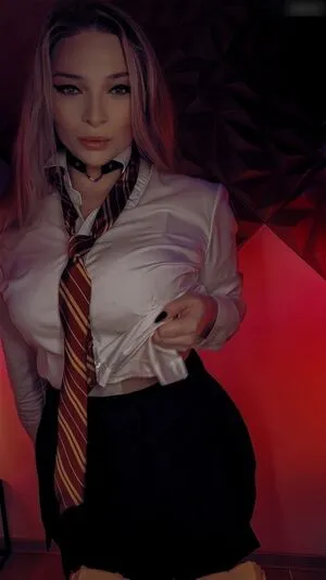 Neeviliciouz OnlyFans Leaked Free Thumbnail Picture - #NxTBR5Zm32