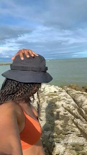 Negra Li OnlyFans Leaked Free Thumbnail Picture - #1TD4PJcDvf