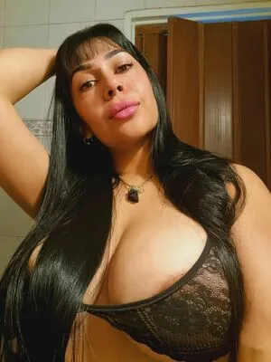 Negra Loly OnlyFans Leaked Free Thumbnail Picture - #svsya20Ij0