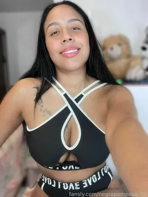 Negrapomposa OnlyFans Leaked Free Thumbnail Picture - #1We4SX8JBw