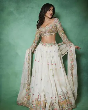 Neha Sharma OnlyFans Leaked Free Thumbnail Picture - #9b3boct100