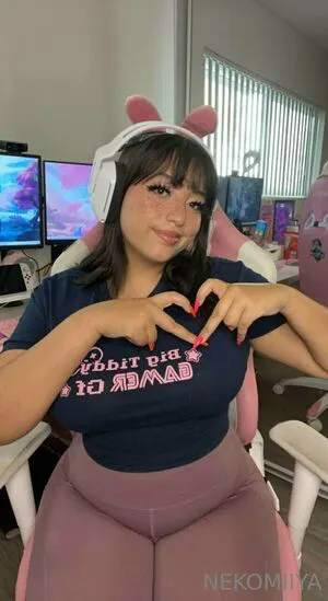 Nekomiiya OnlyFans Leaked Free Thumbnail Picture - #iBBk7DZdlt