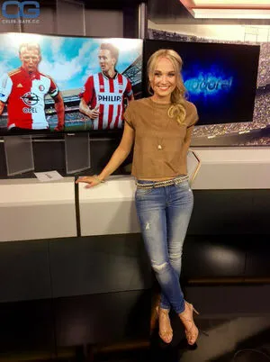 Nele Schenker OnlyFans Leaked Free Thumbnail Picture - #FiXNEatVKG