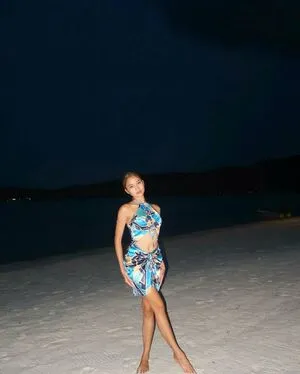 Nelissaemielda OnlyFans Leaked Free Thumbnail Picture - #E6euloo8bs