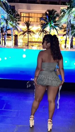 Nelle Diala OnlyFans Leaked Free Thumbnail Picture - #d9v1G6osh8